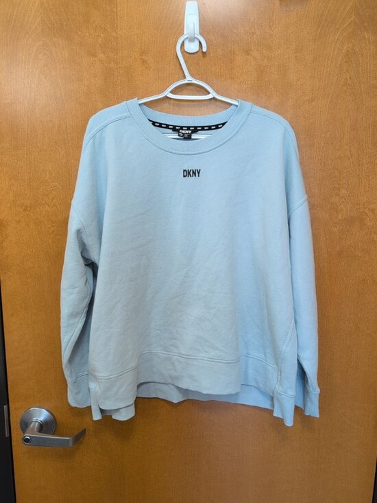 DKNY Sweaters - DKNY Sweater Women's XXL Light Blue Crewneck Fleece Pullover Logo Solid EUC